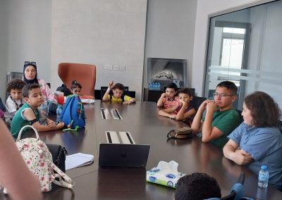 محاضرة تثقيفية للأطفال المتعايشين مع السكري ضمن برنامج نادي الأطفال