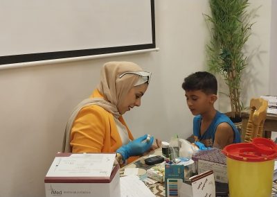 برنامج توعوي متكامل للأطفال المتعايشين مع السكري من النوع الأول